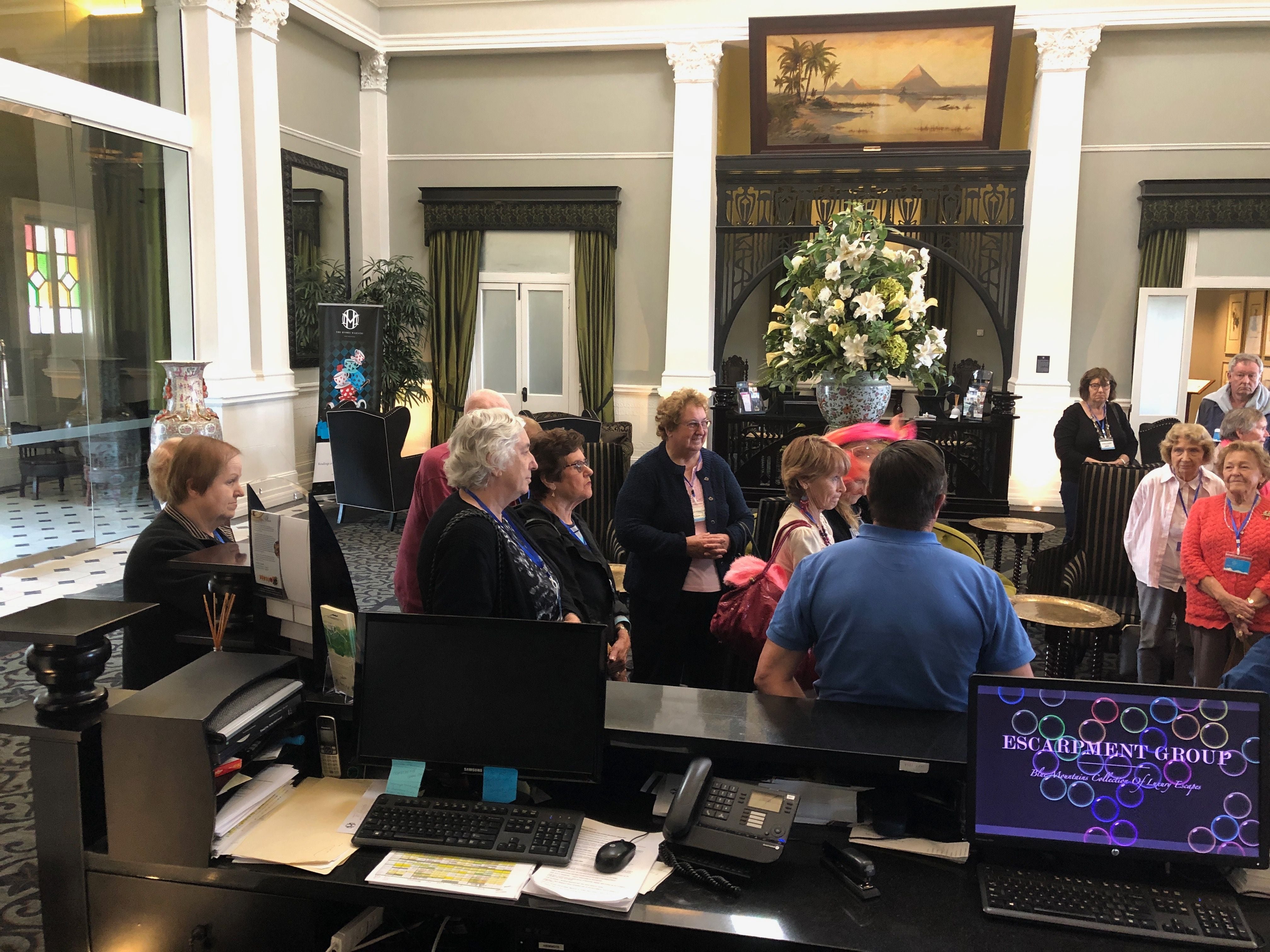 Hydro Majestic Public Day Tour Image -5da926629382a